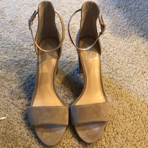 Vince Camuto Heels - Picture 1 of 4